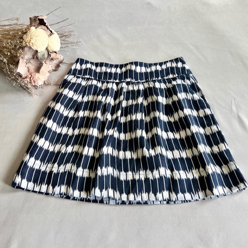 Ann Taylor LOFT 2 Boho Aztec Print A-Line Mini Skirt